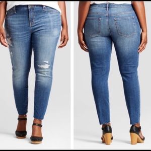 Ava & Viv plus size skinny jeans! 26W